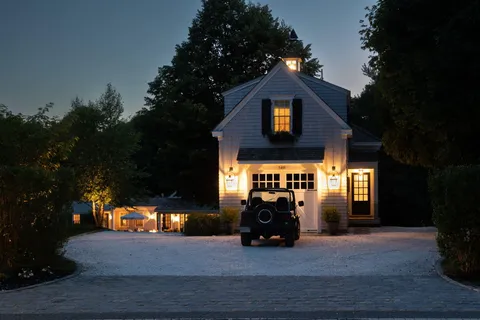 $3,250,000 | 149 Old Stage Road, Centerville, MA 02632