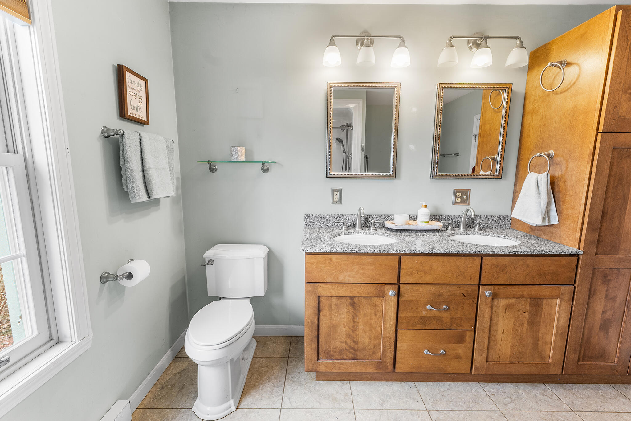 28 Hillview Avenue Limerick, ME 04048 - Photo 13 of 32 28 Hillview Ave Limerick, ME-16