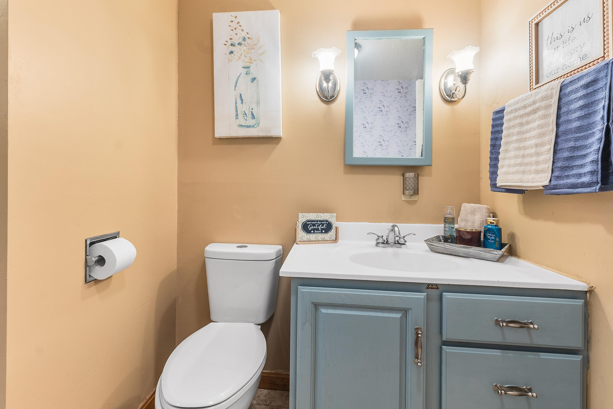 28 Hillview Avenue Limerick, ME 04048 - Photo 18 of 32 28 Hillview Ave Limerick, ME-26