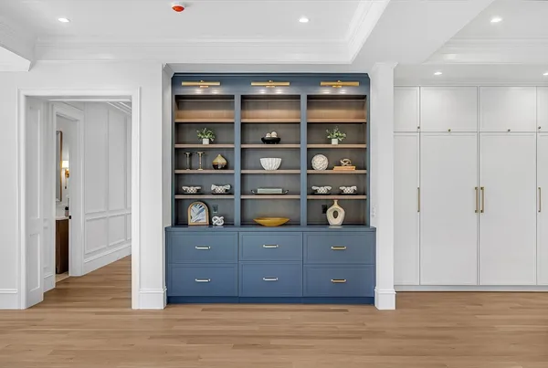 $4,349,000 | 8 Crestview Road, Needham, MA 02492