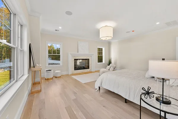 $4,349,000 | 8 Crestview Road, Needham, MA 02492