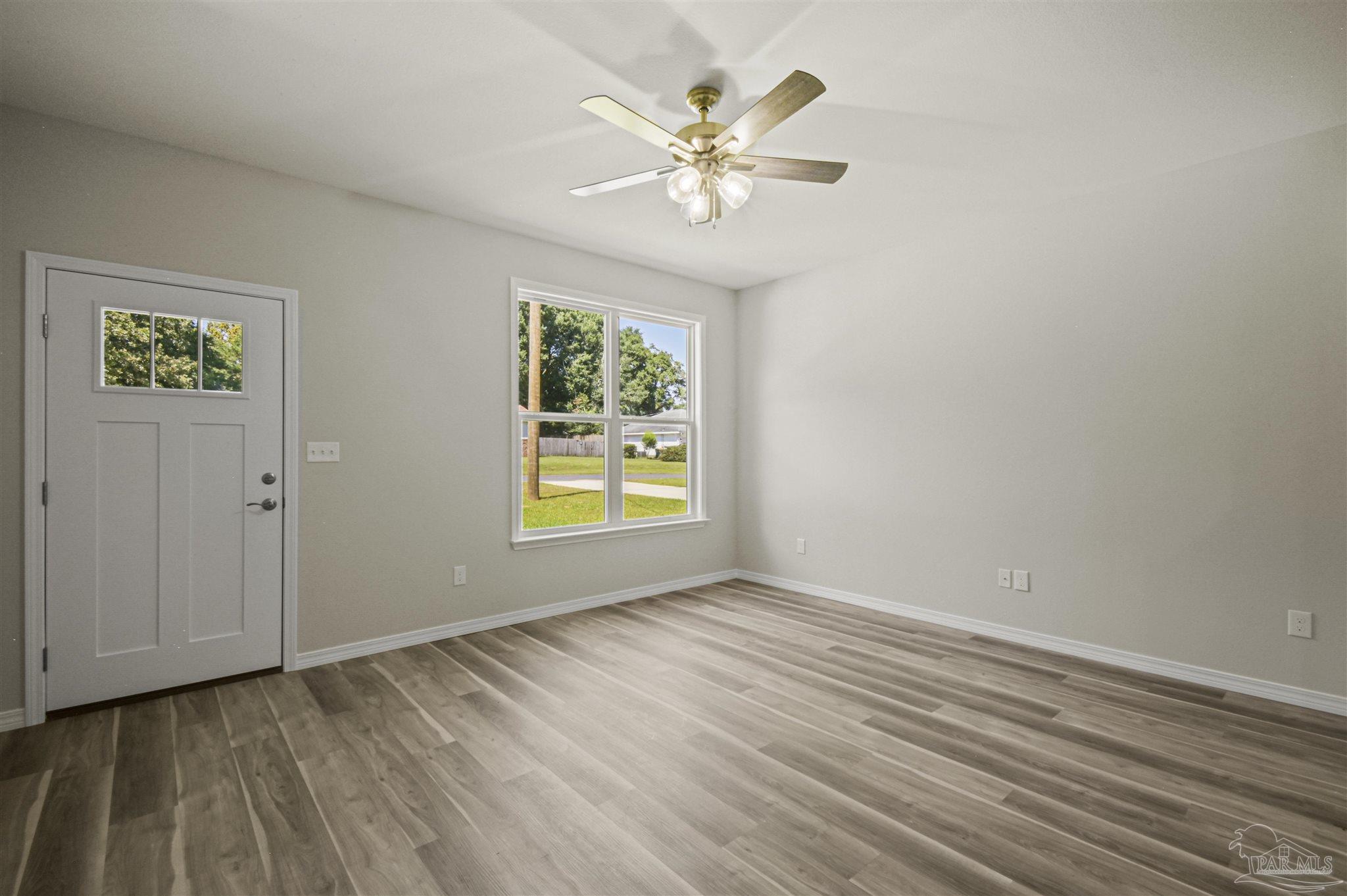 2930 Mccarty Road Crestview, FL 32539 - Photo 3 of 21