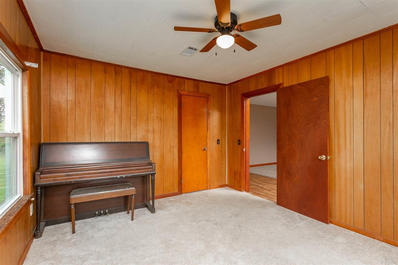 9422 Nichols Lake Road Milton, FL 32583 - Photo 11 of 19 Gallery Image 11