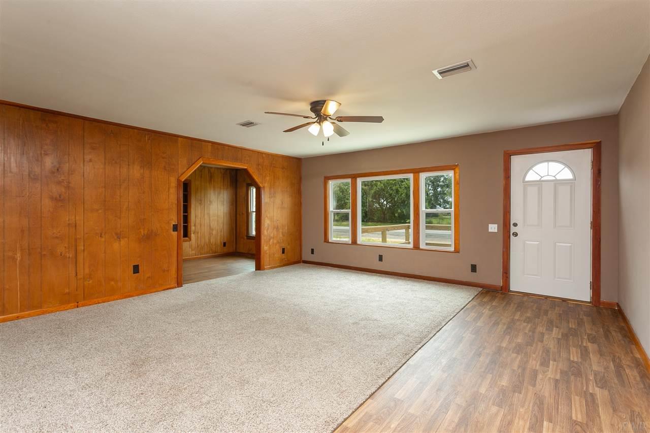 9422 Nichols Lake Road Milton, FL 32583 - Photo 4 of 19 Gallery Image 4