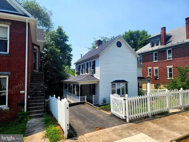 $129,500 | 520 Cumberland Street, Cumberland, MD 21502