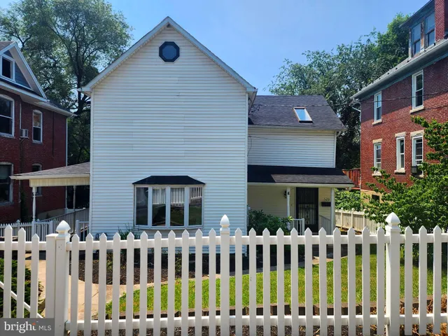 $129,500 | 520 Cumberland Street, Cumberland, MD 21502