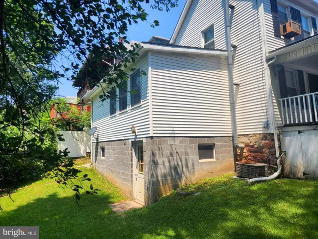 $129,500 | 520 Cumberland Street, Cumberland, MD 21502