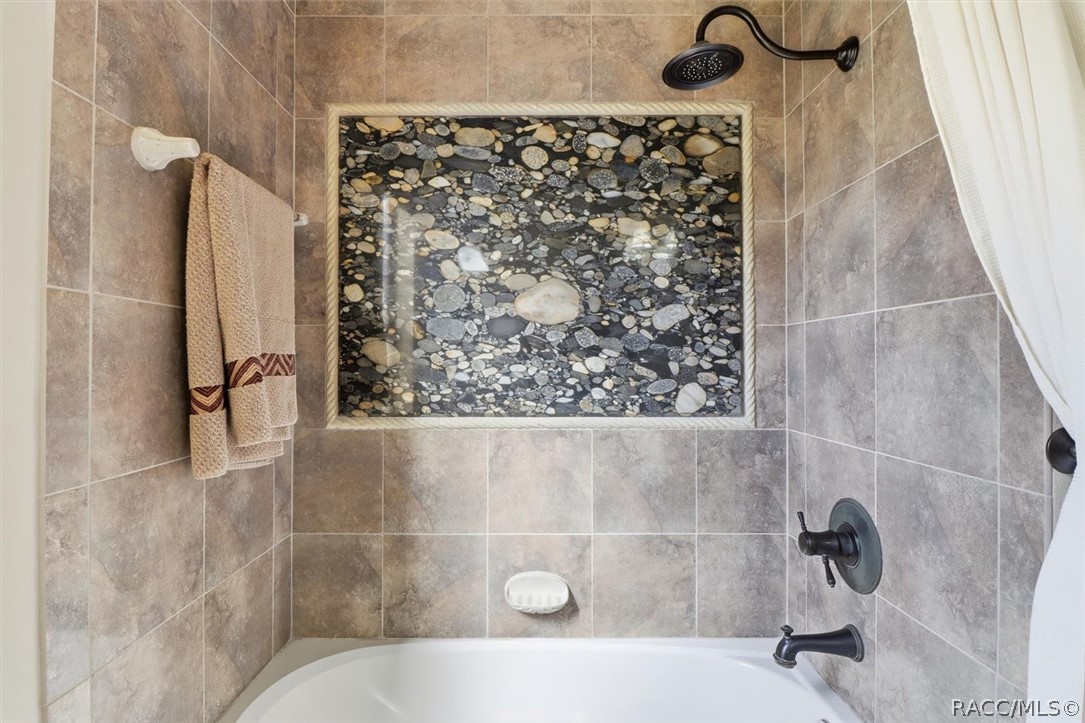 1416 North Ridge Meadow Path Hernando, FL 34442 - Photo 26 of 72 Gallery Image 26