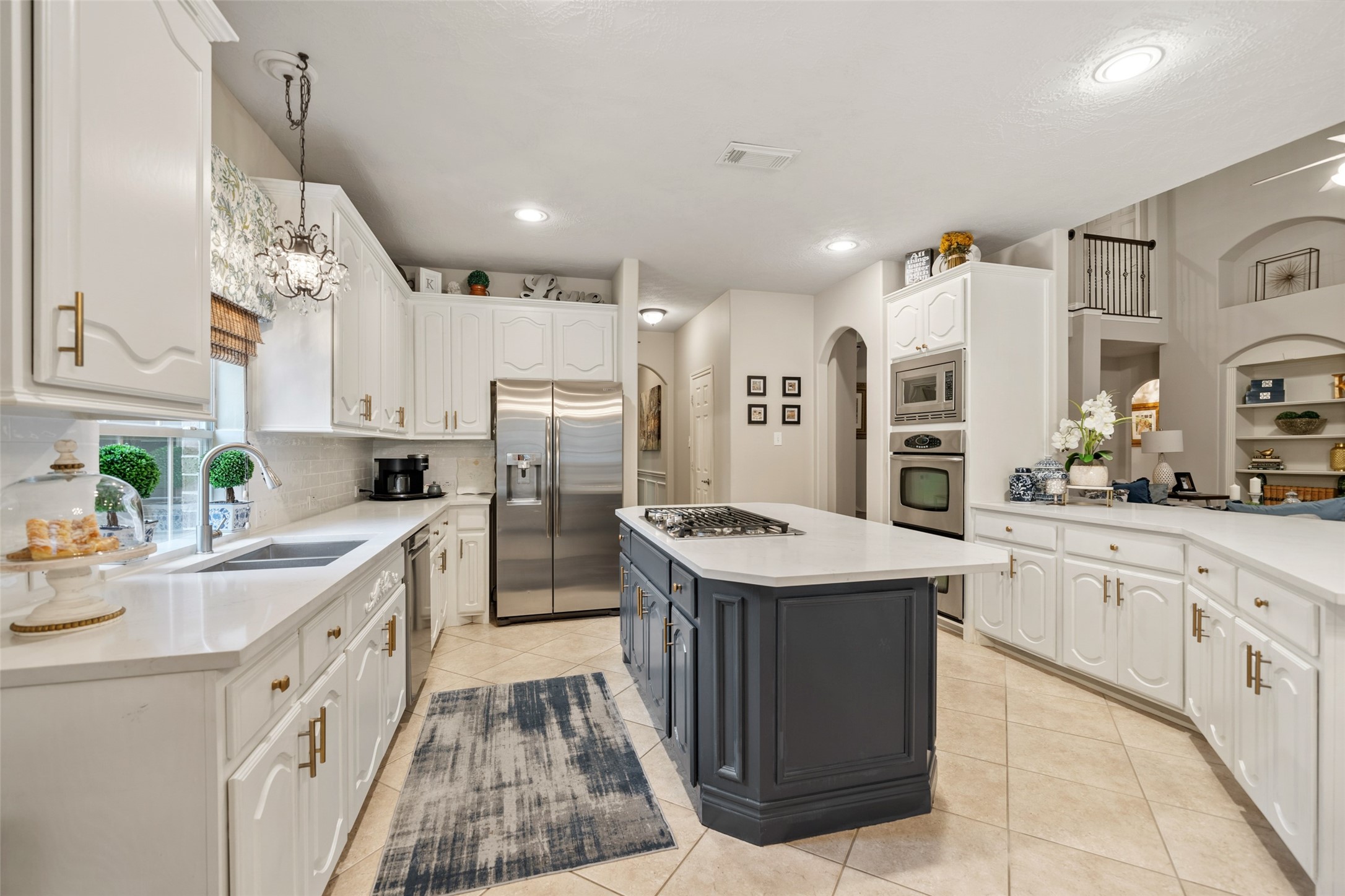30719 Aldine Westfield Road Spring, TX 77386 - Photo 14 of 35 Kitchen with Large Island