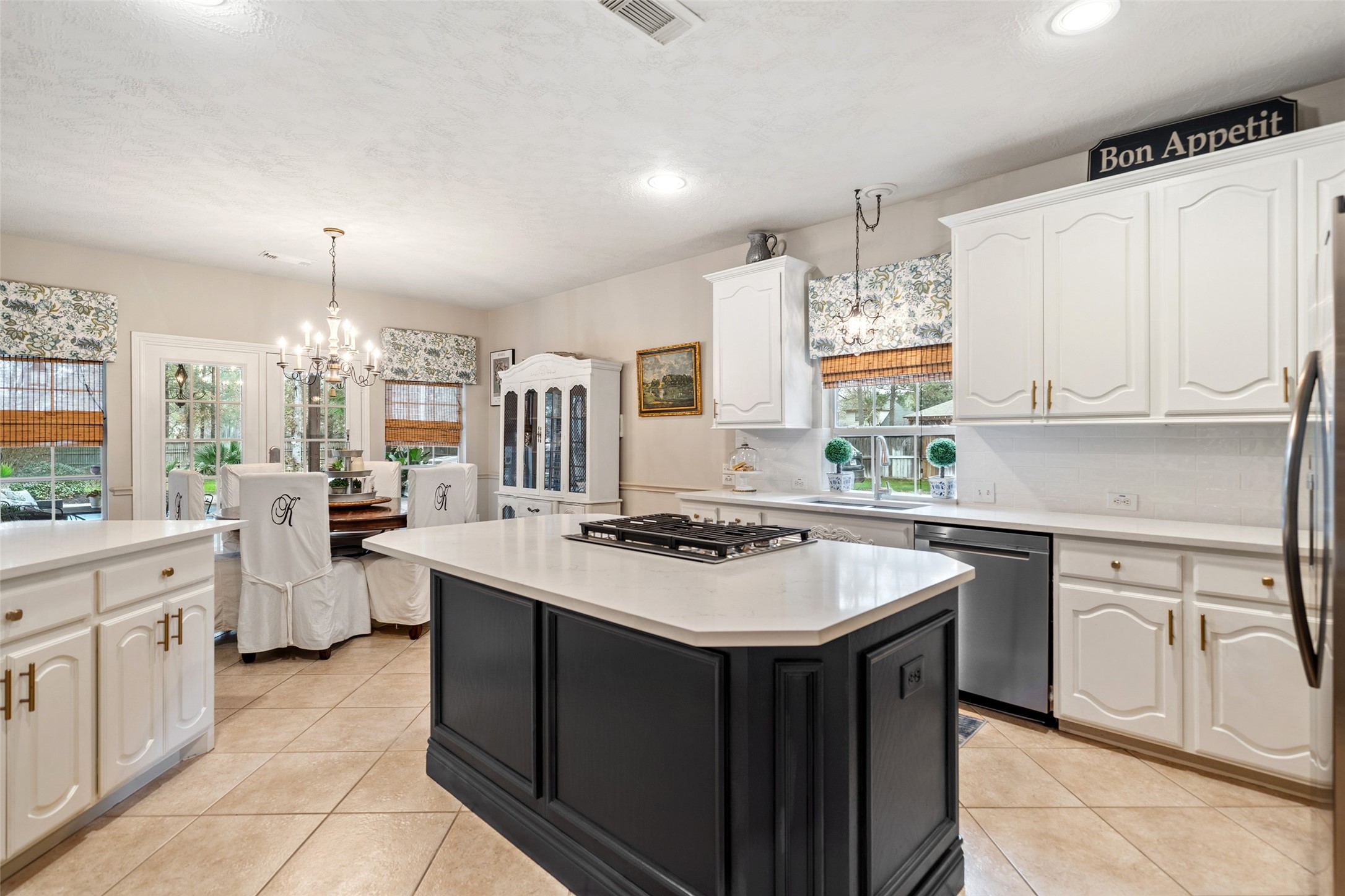 30719 Aldine Westfield Road Spring, TX 77386 - Photo 16 of 35 Kitchen and Breakfast Room