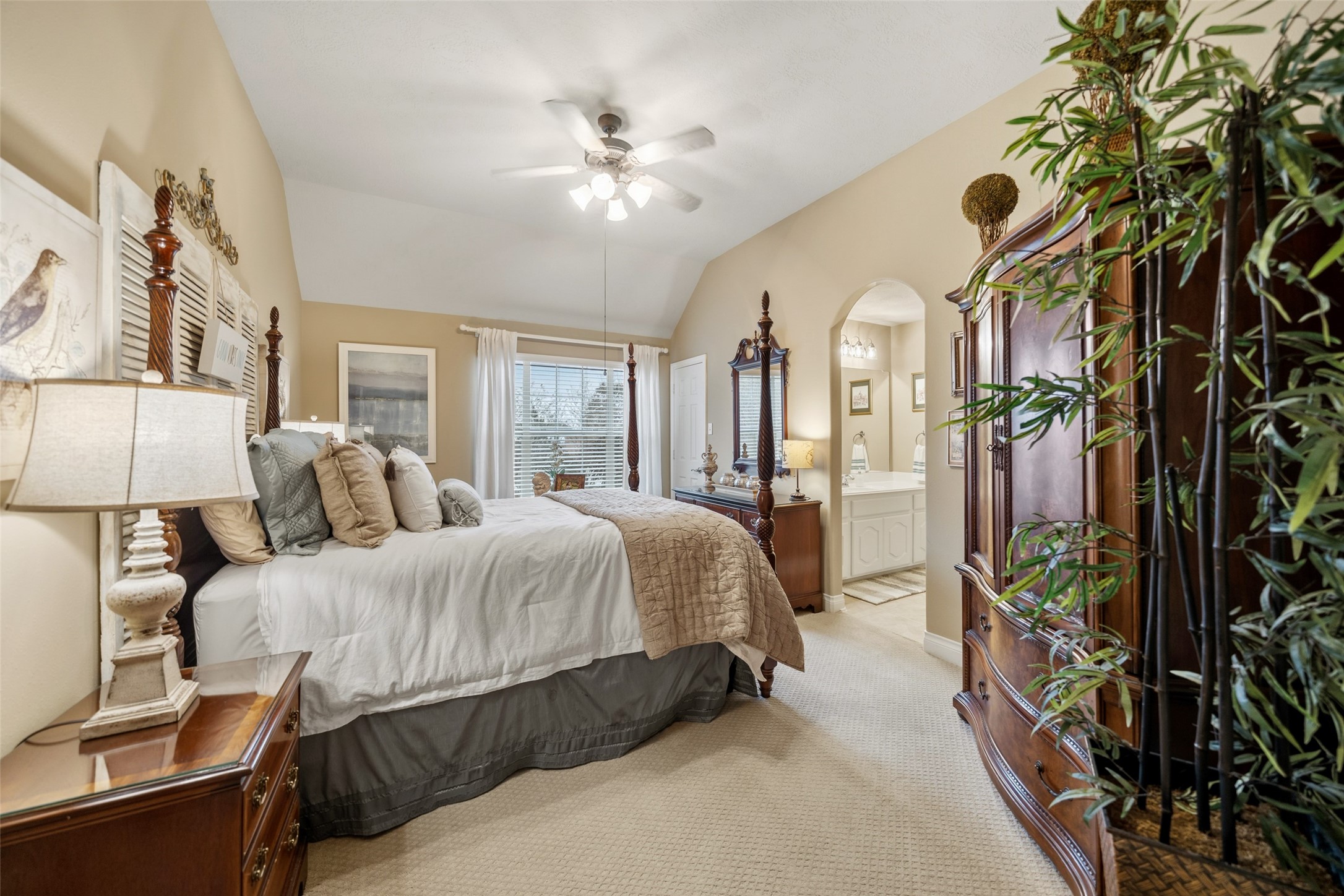 30719 Aldine Westfield Road Spring, TX 77386 - Photo 30 of 35 Guest Bedroom #4 Split from 2nd Floor Gameroom