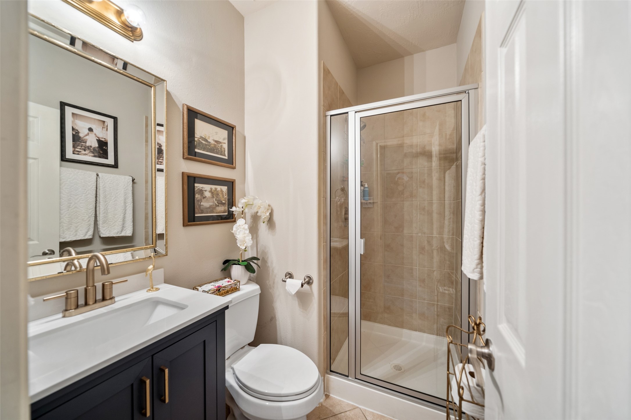 30719 Aldine Westfield Road Spring, TX 77386 - Photo 8 of 35 Guest Bathroom 1st Floor