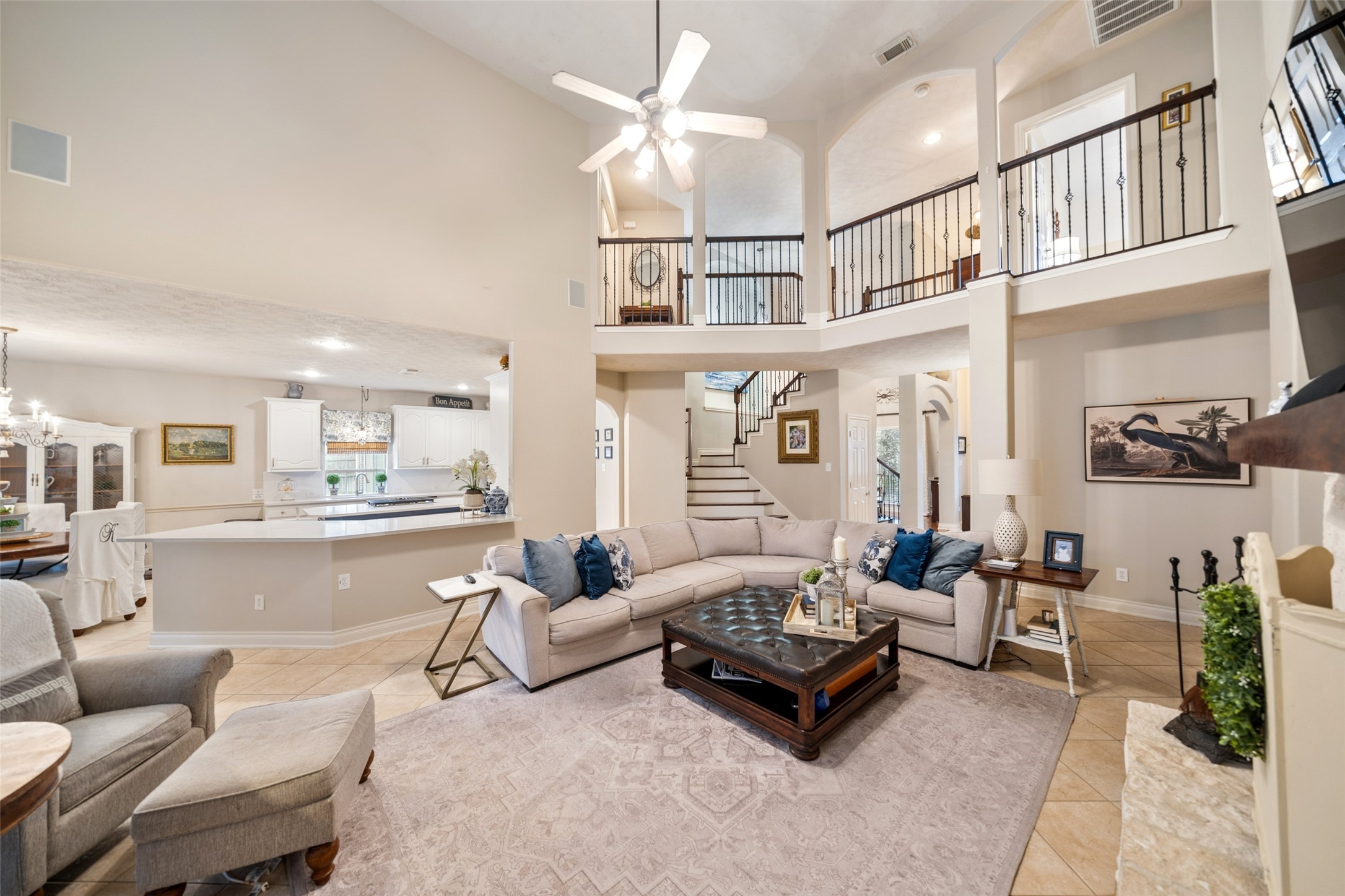 30719 Aldine Westfield Road Spring, TX 77386 - Photo 10 of 35 Family Room with Kitchen Counter Height Breakfast Bar