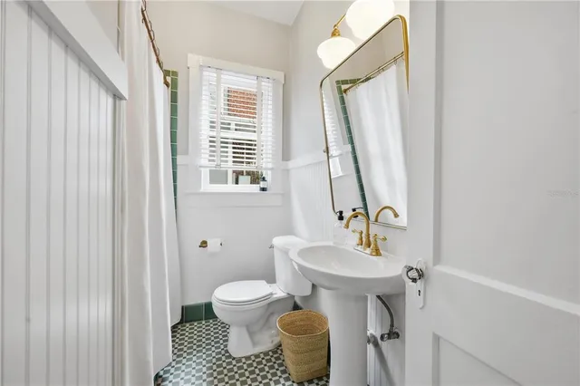 $3,500 | 1213 Delaney Avenue, Orlando, FL 32806