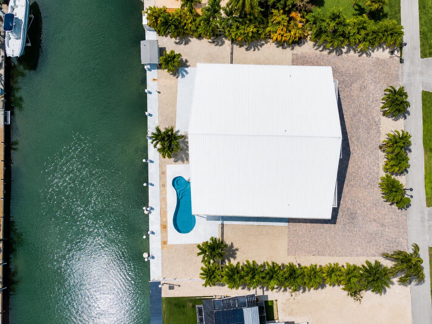 303 Sombrero Beach Road Marathon, FL 33050 - Photo 81 of 84 Aerial