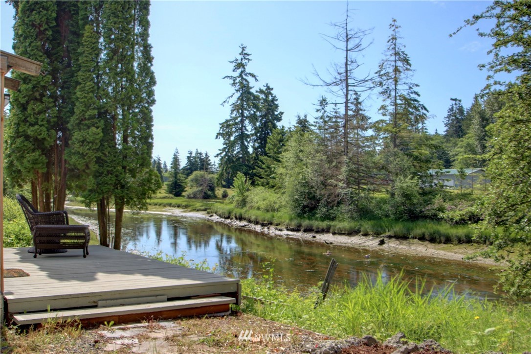 4191 Loomis Trail Road Blaine, WA 98230 - Photo 4 of 25