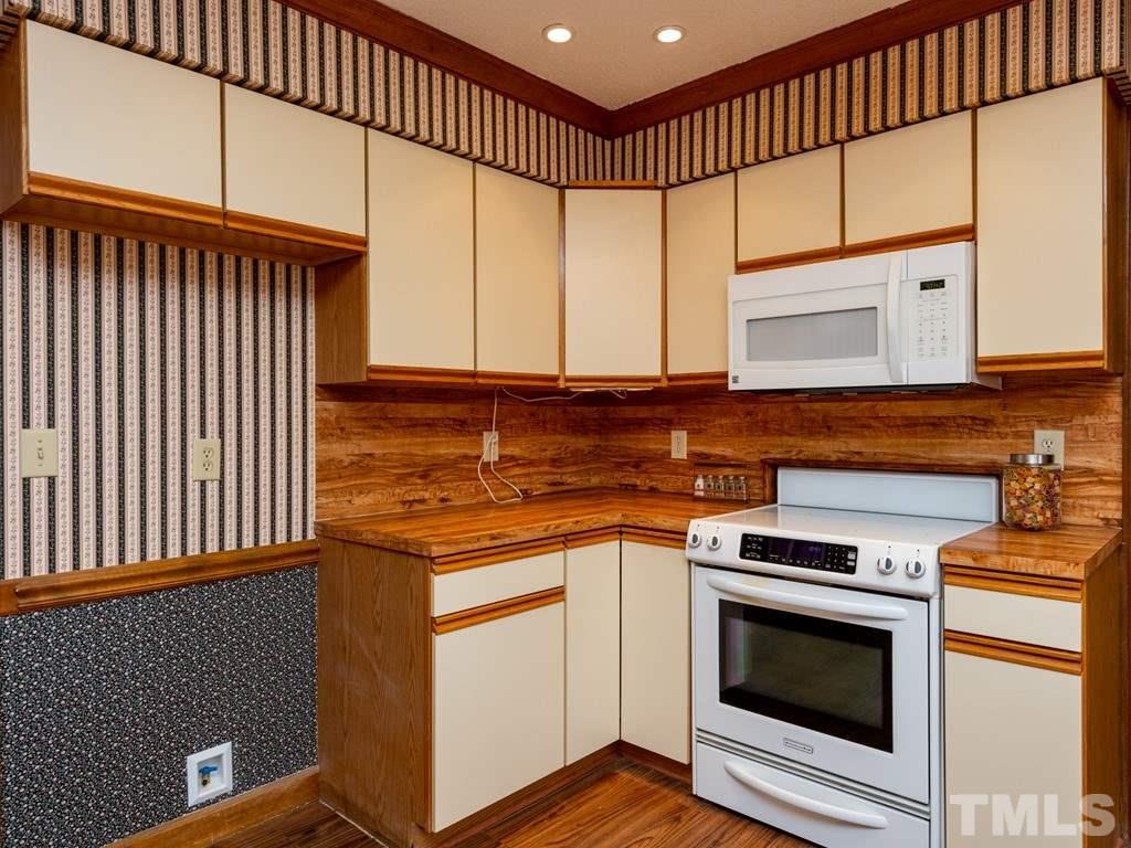 8628 Windjammer Drive Raleigh, NC 27615 - Photo 6 of 30 Gallery Image 6