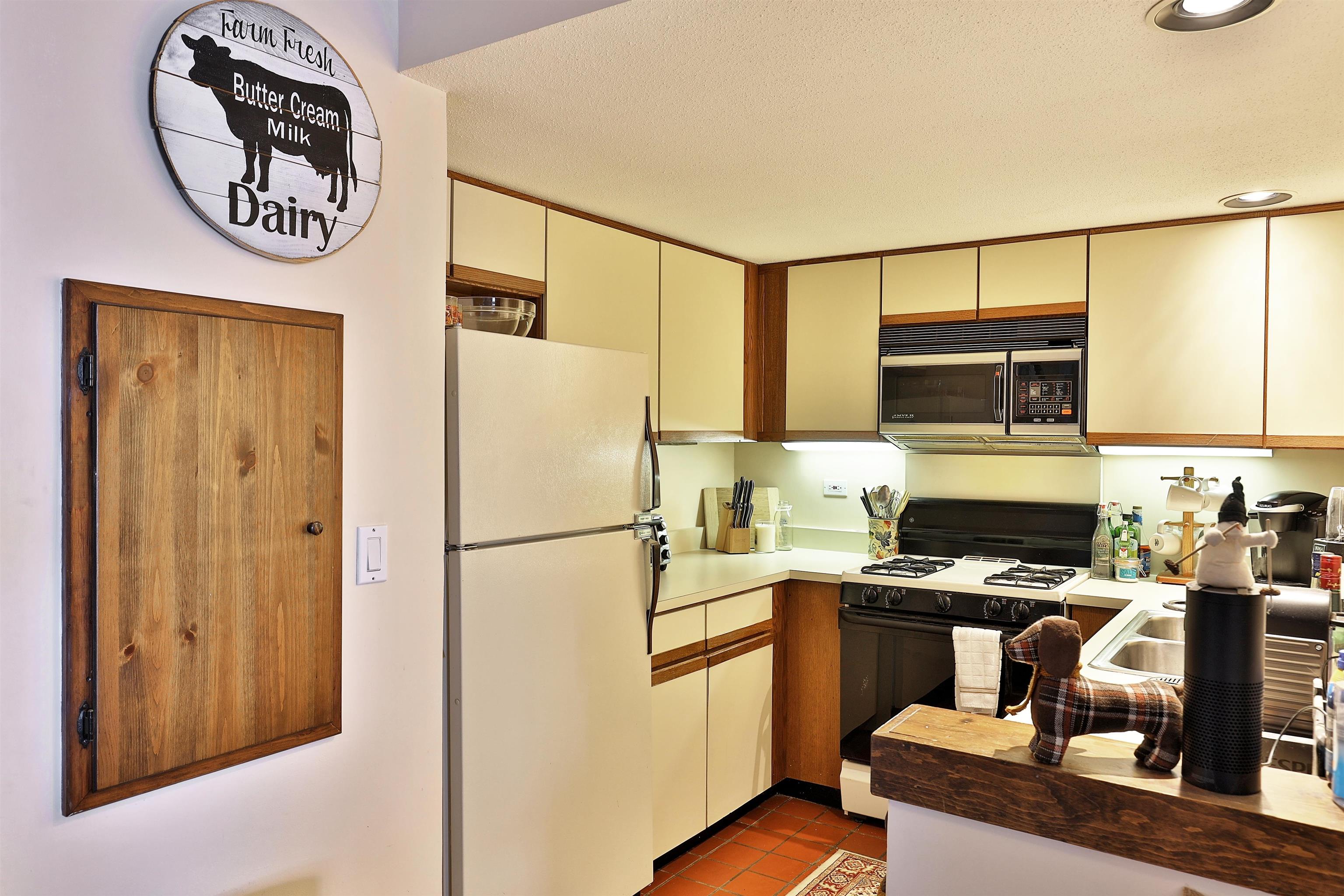 281 Falls Brook Road, Unit CAMBRIDGE 103 Killington, VT 05751 - Photo 13 of 25 Gallery Image 13