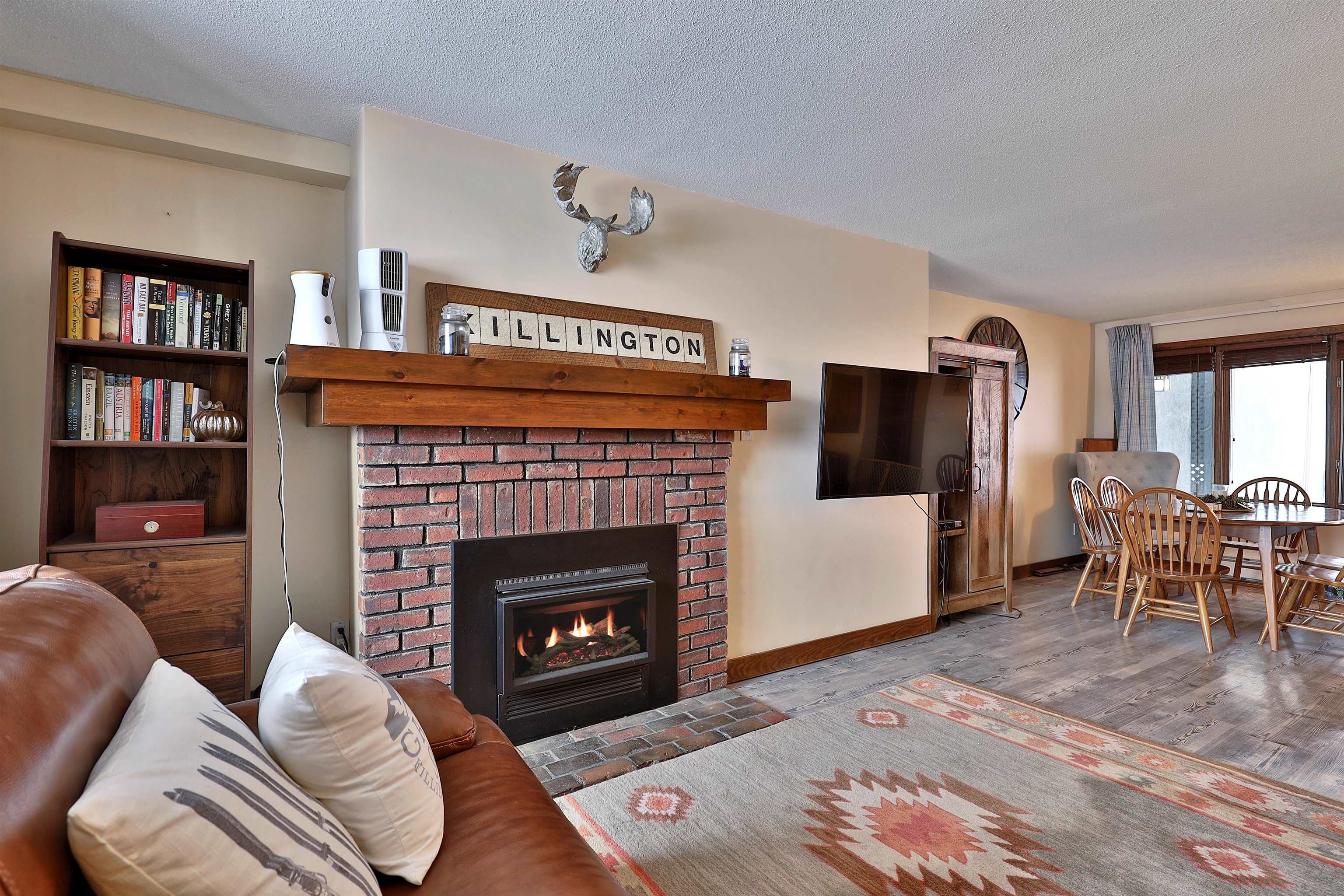 281 Falls Brook Road, Unit CAMBRIDGE 103 Killington, VT 05751 - Photo 4 of 25 Gallery Image 4