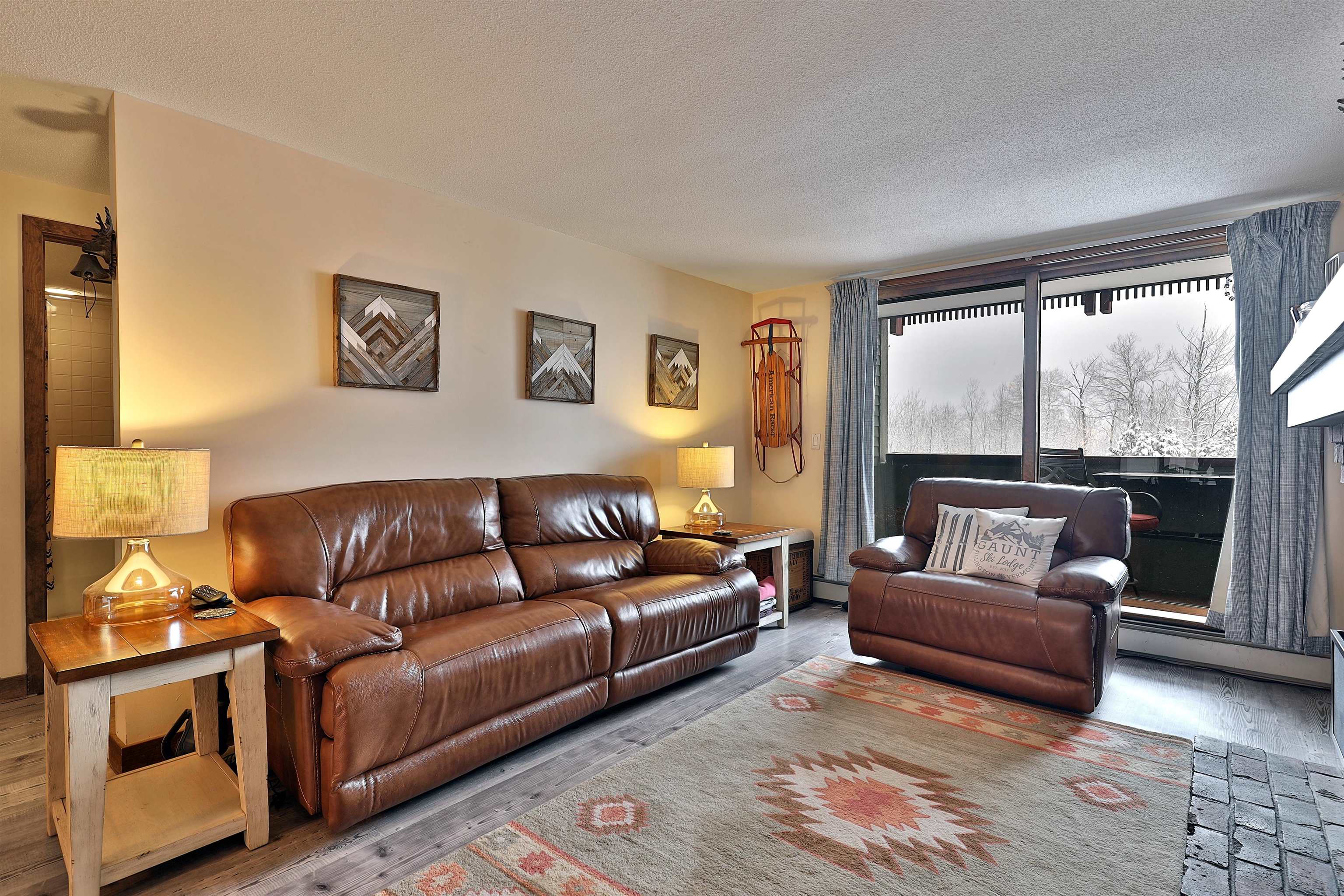 281 Falls Brook Road, Unit CAMBRIDGE 103 Killington, VT 05751 - Photo 5 of 25 Gallery Image 5