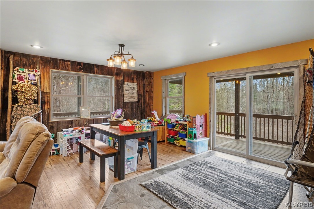 4474 Townline Road Delevan, NY 14042 - Photo 25 of 50 Dining area
