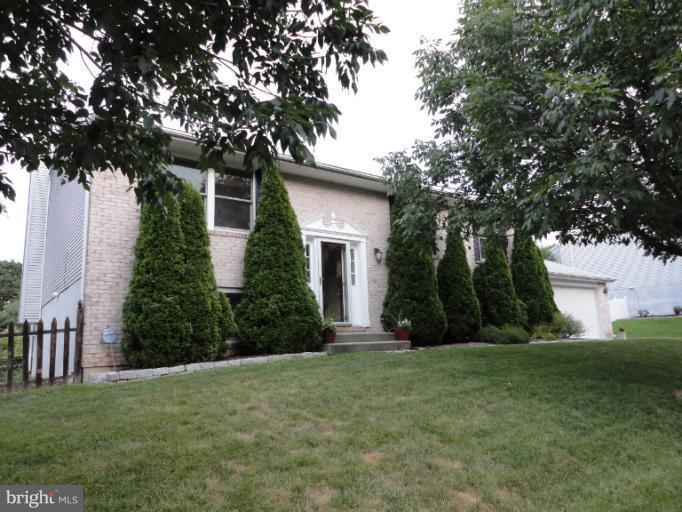 201 Cherry Valley Road Reisterstown, MD 21136 - Photo 1 of 27 Exterior (Front)