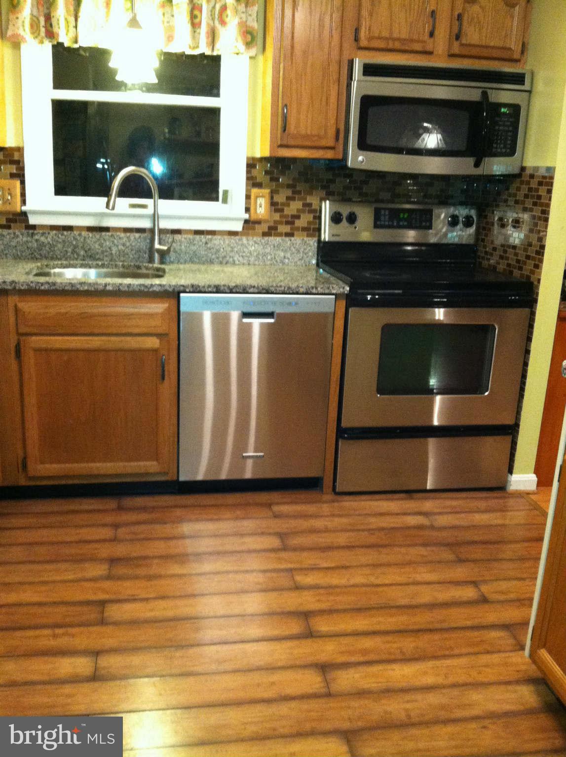 201 Cherry Valley Road Reisterstown, MD 21136 - Photo 4 of 27 Kitchen