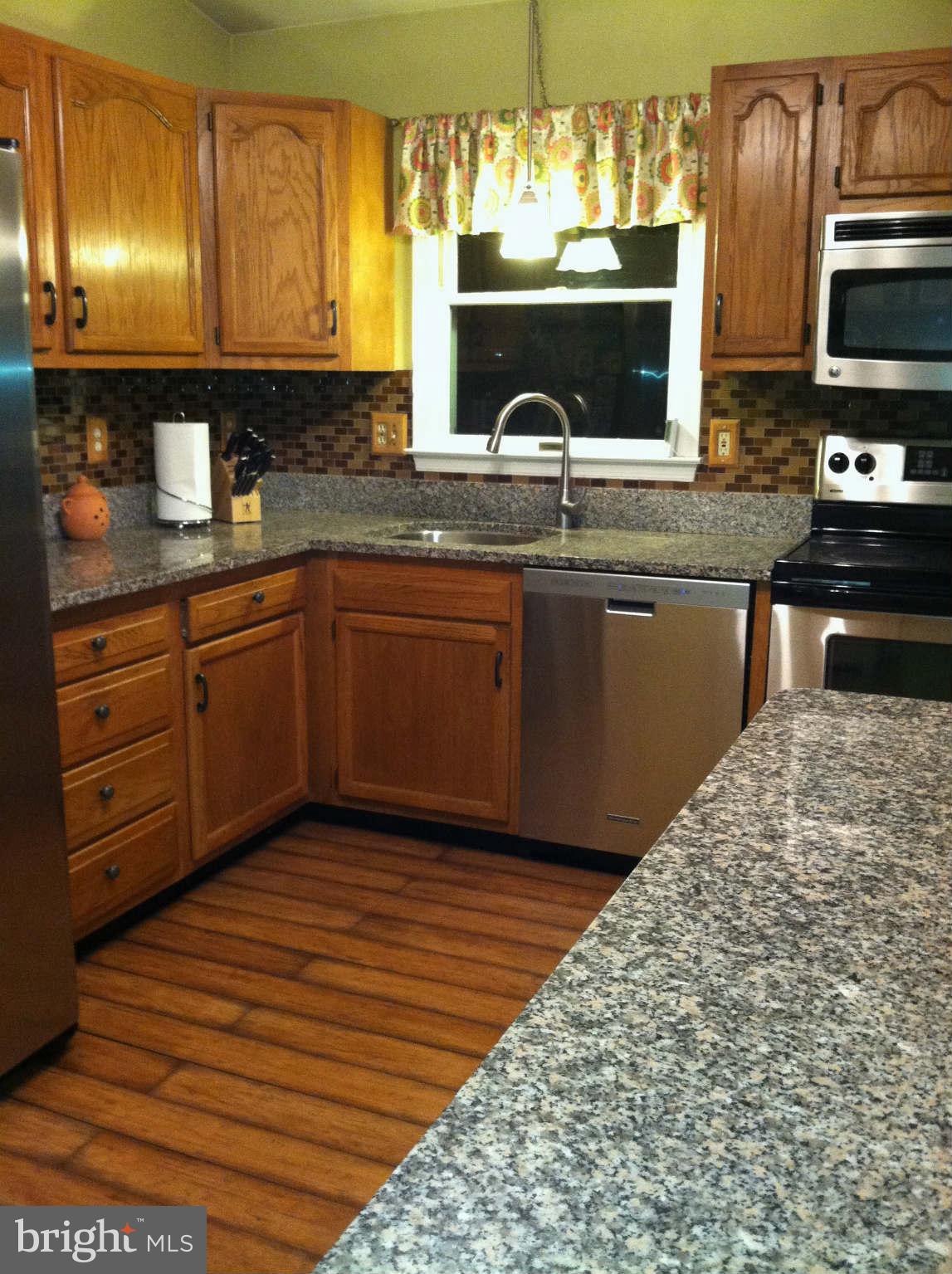 201 Cherry Valley Road Reisterstown, MD 21136 - Photo 7 of 27 Kitchen