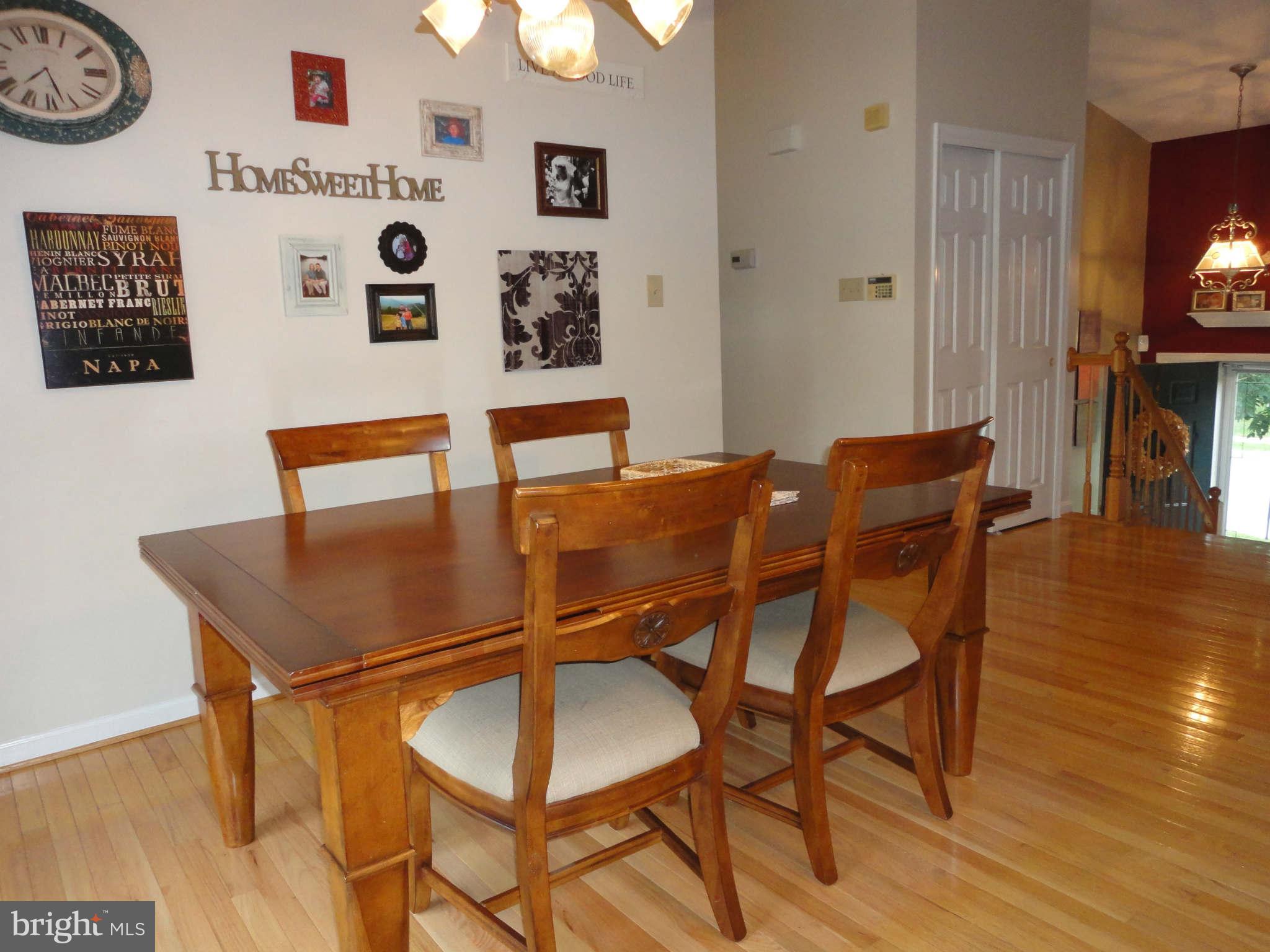 201 Cherry Valley Road Reisterstown, MD 21136 - Photo 8 of 27 Dining Room