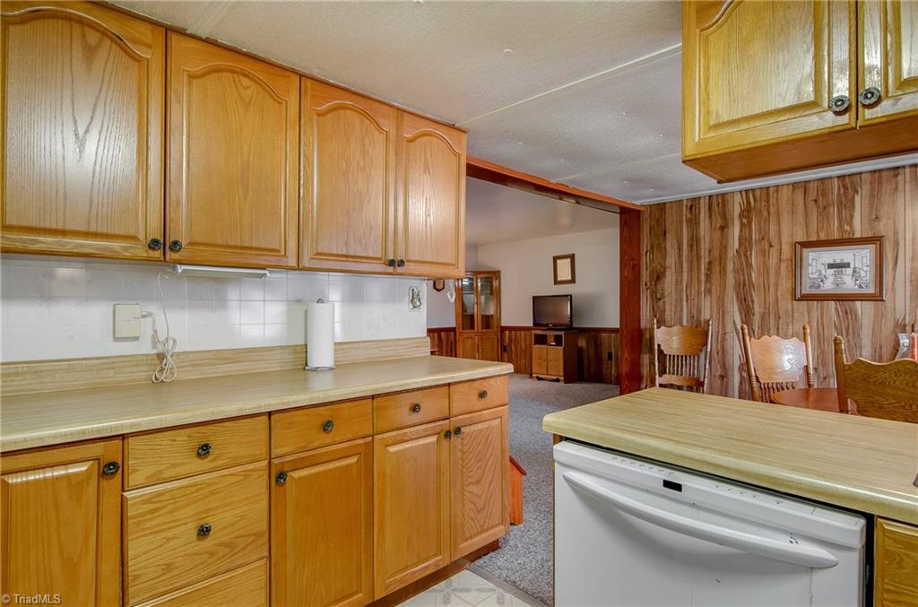 185 Pineridge Road New London, NC 28127 - Photo 16 of 26 Gallery Image 16