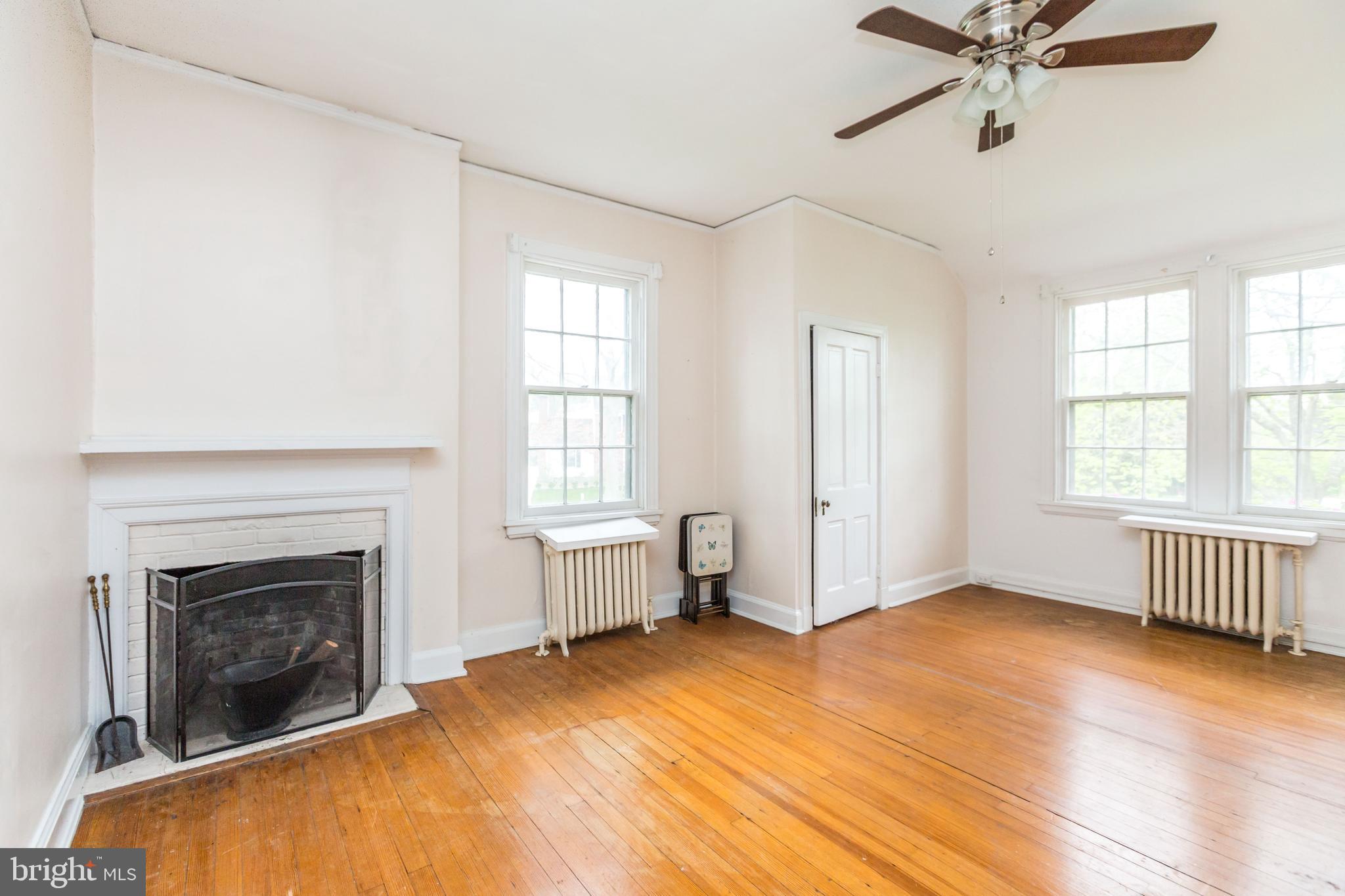 1608 Ruxton Road Towson, MD 21204 - Photo 12 of 18