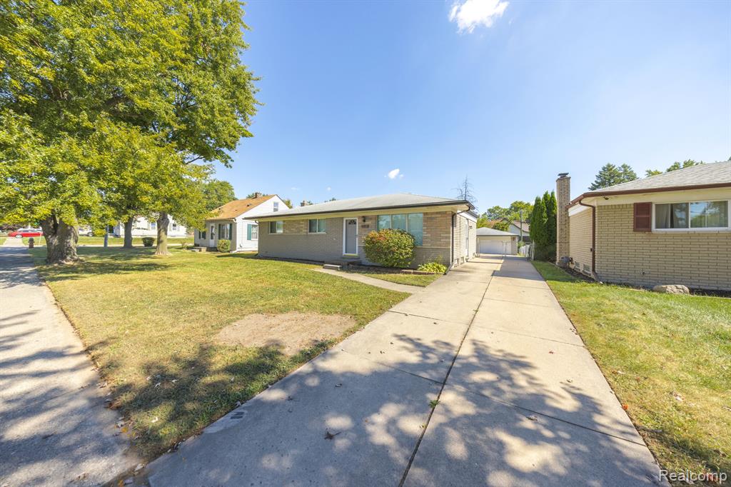32376 Ryan Road Warren, MI 48092 - Photo 2 of 33 Gallery Image 2