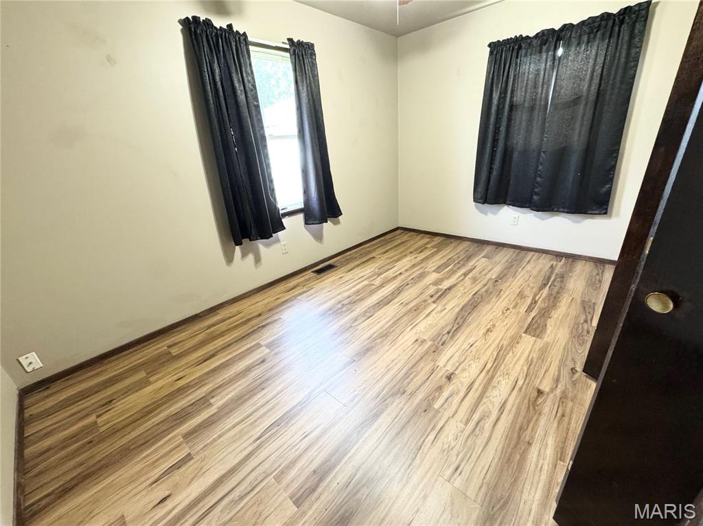 127 Hilton Avenue Panama, IL 62077 - Photo 17 of 23