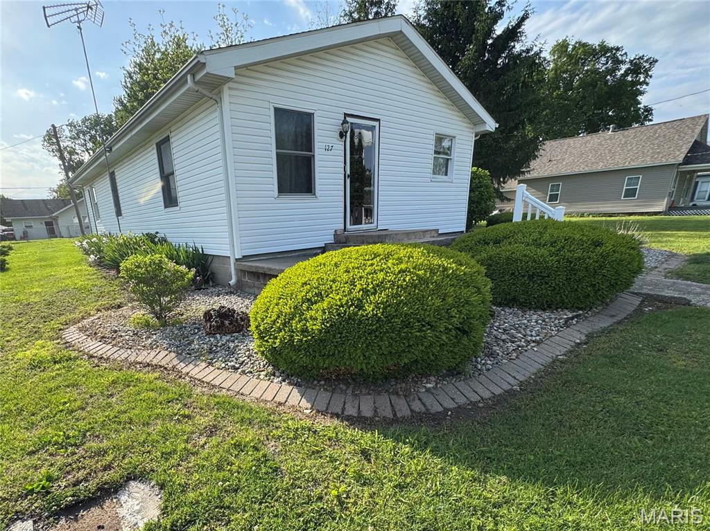 127 Hilton Avenue Panama, IL 62077 - Photo 22 of 23