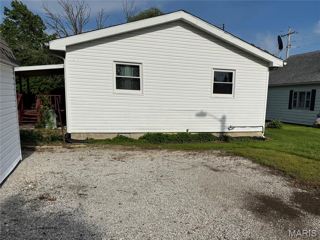 127 Hilton Avenue Panama, IL 62077 - Photo 7 of 23