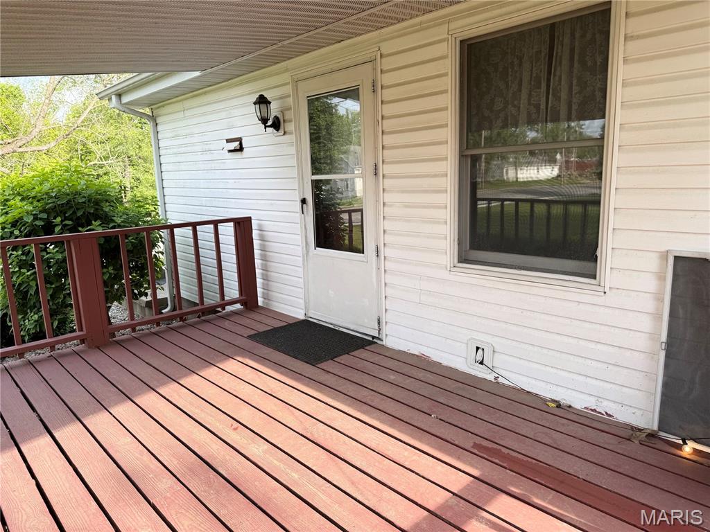 127 Hilton Avenue Panama, IL 62077 - Photo 10 of 23