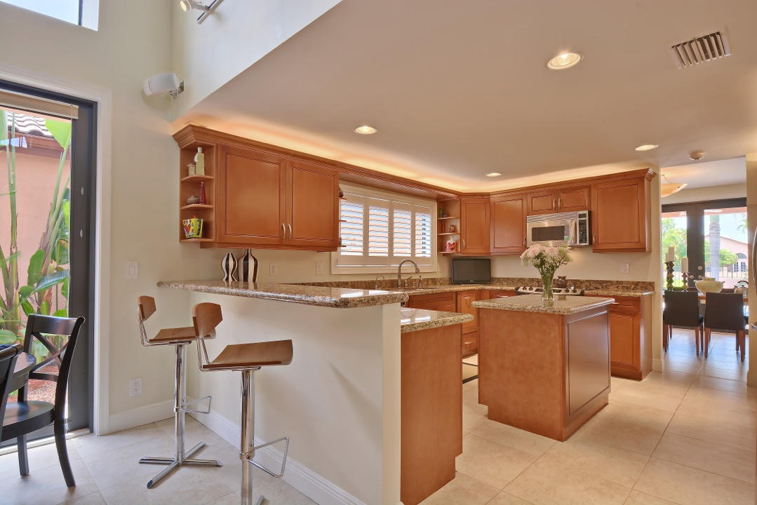 6405 Via Rosa Boca Raton, FL 33433 - Photo 11 of 29 Kitchen