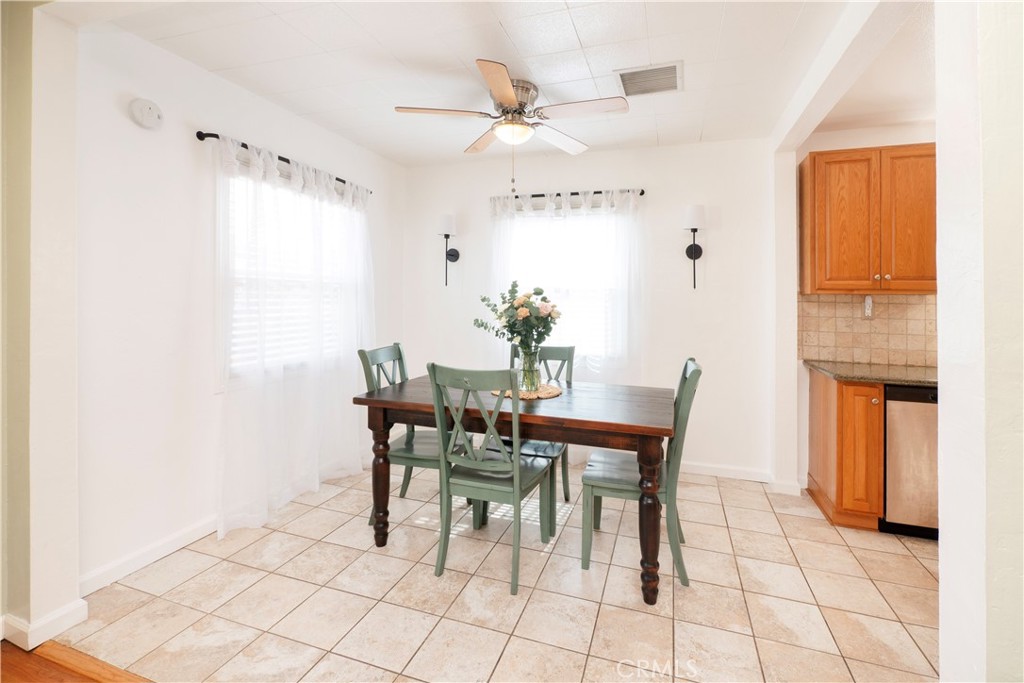 4290 Oakwood Place Riverside, CA 92506 - Photo 3 of 41 a dining room with furniture and window