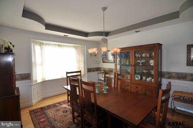 185 Ridgefield Drive York, PA 17403 - Photo 9 of 25 Gallery Image 9