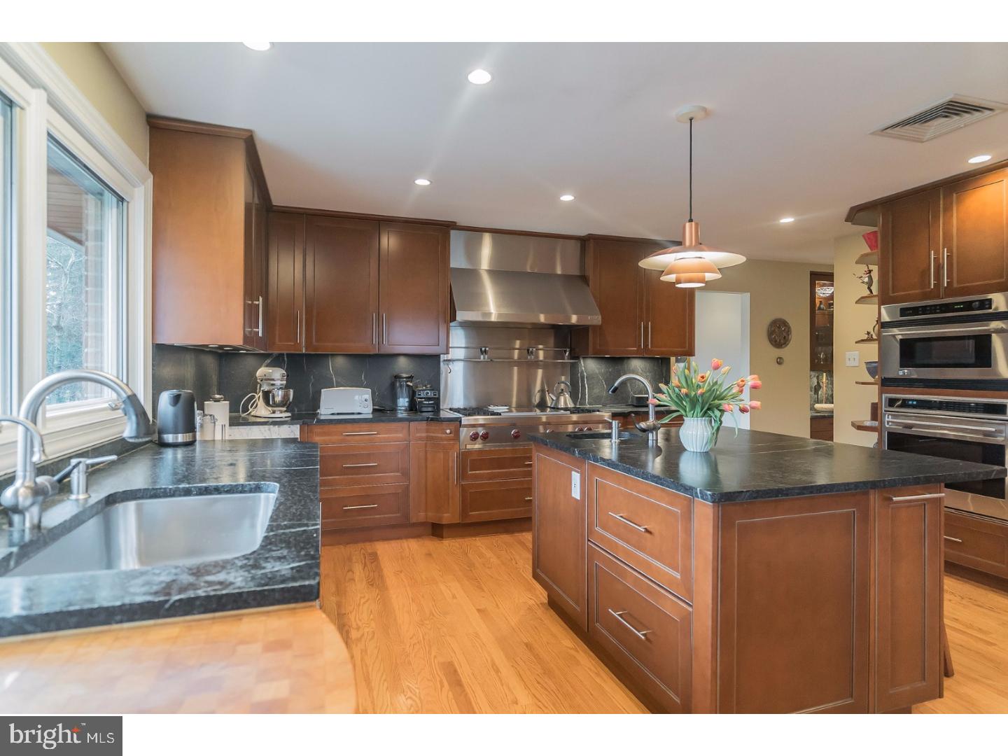 1160 Shannon Road Newtown, PA 18940 - Photo 8 of 25