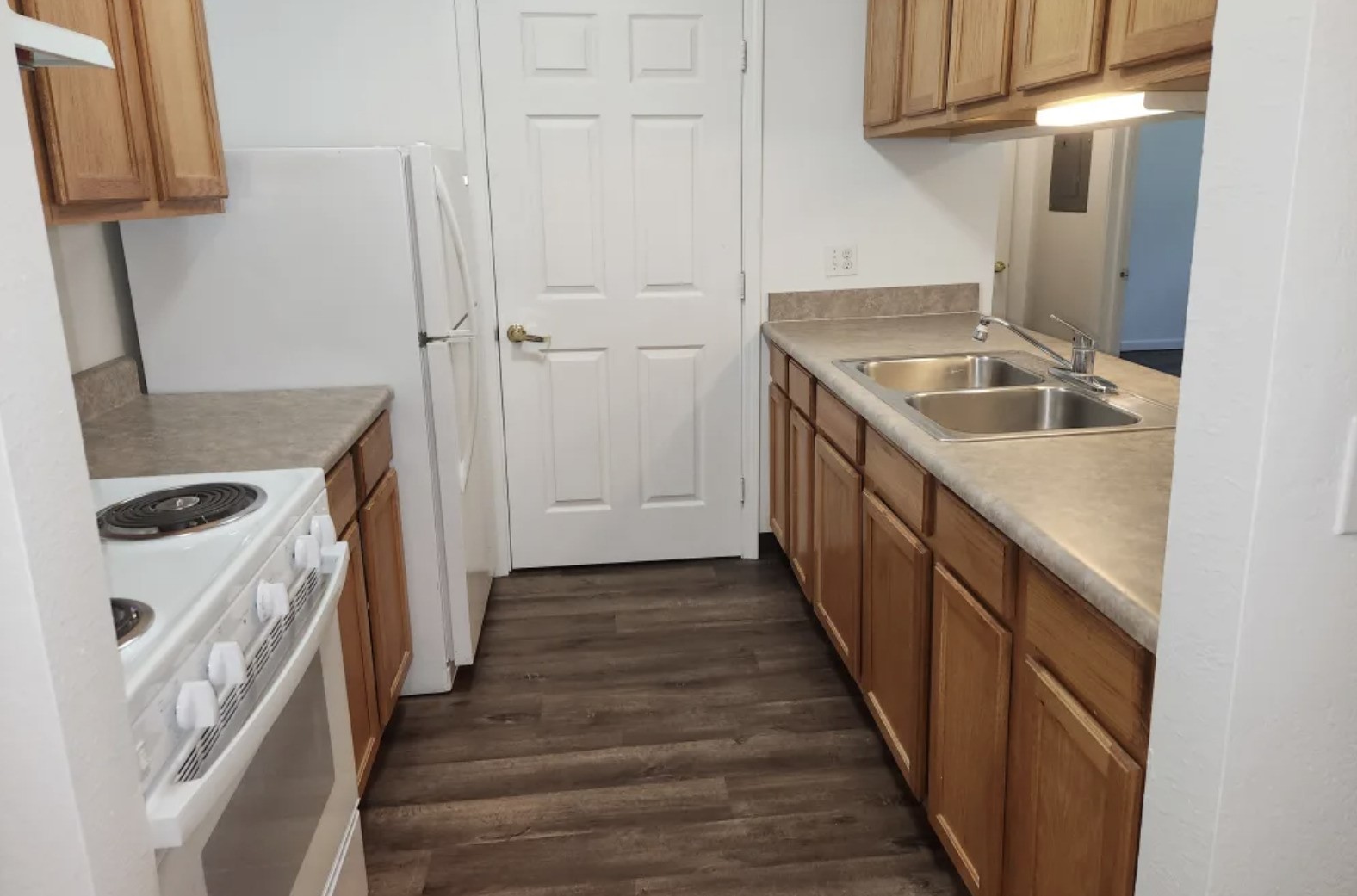 700 North Douglas Avenue Three Rivers, MI 49093 - Photo 12 of 15