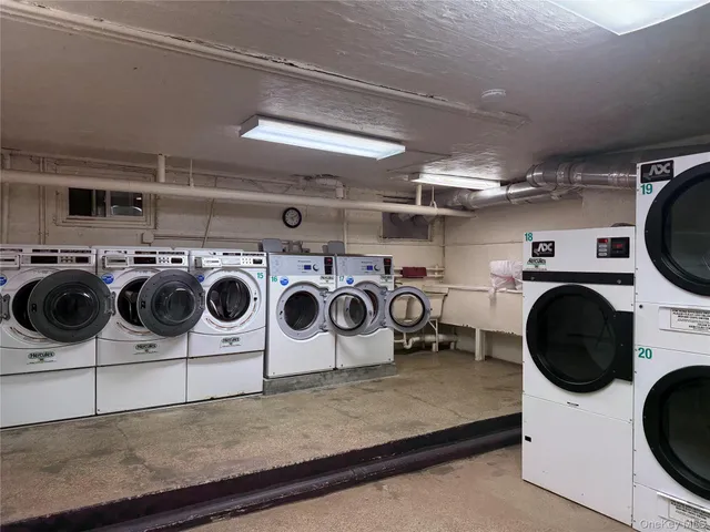 $299,000 | 530 Dubois Avenue, Unit 7C, Valley Stream, NY 11581