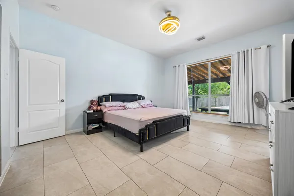 $360,000 | 13800 Shadowlawn Trace, Manor, TX 78653