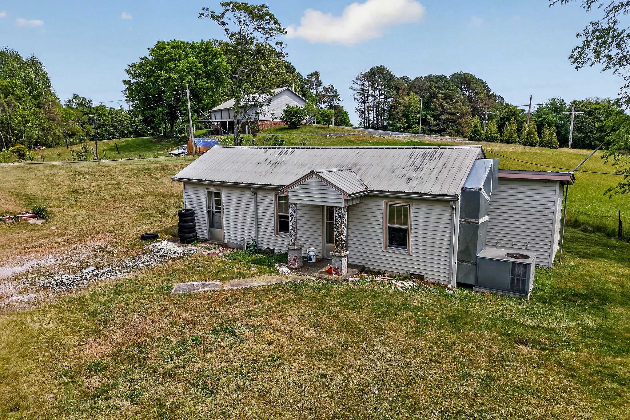 268 Express Road Sparta, TN 38583 - Photo 3 of 27
