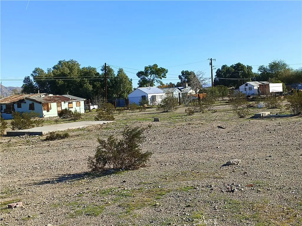 10 Santa Fe Street Daggett, CA 92327 - Photo 3 of 7 a view of a yard with an outdoor space
