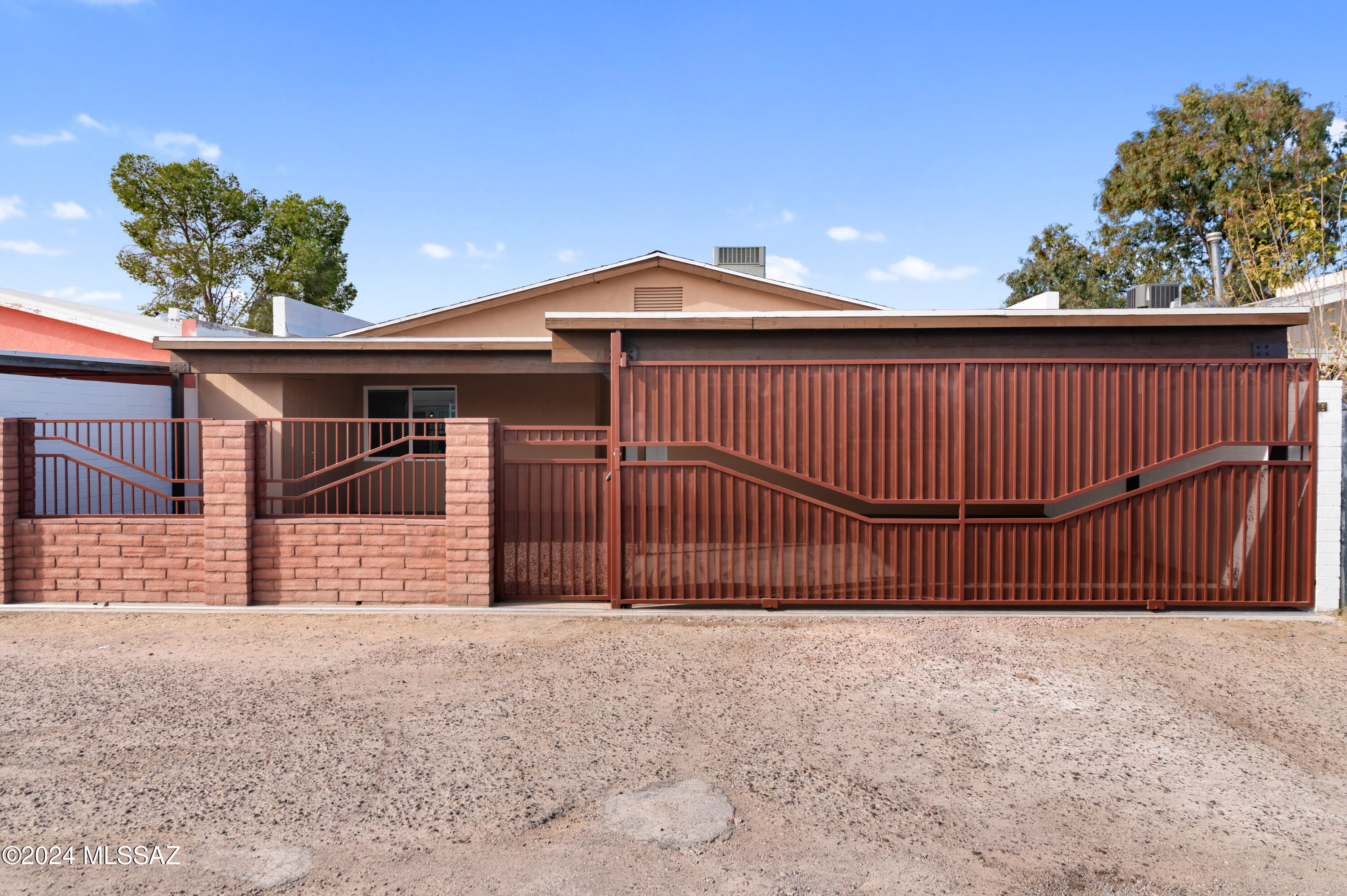 3504 South Mission Road, Unit G Tucson, AZ 85713 - Photo 1 of 22