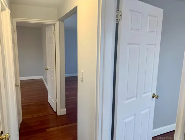 $2,425 | 1070 East Main Street, Unit 2, Stamford, CT 06902