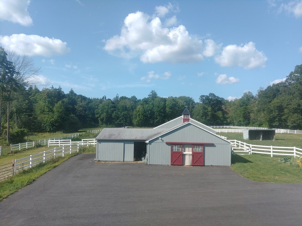 190 Hardwick Road Petersham, MA 01366 - Photo 11 of 42