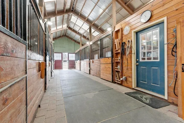 $995,000 | 190 Hardwick Road, Petersham, MA 01366