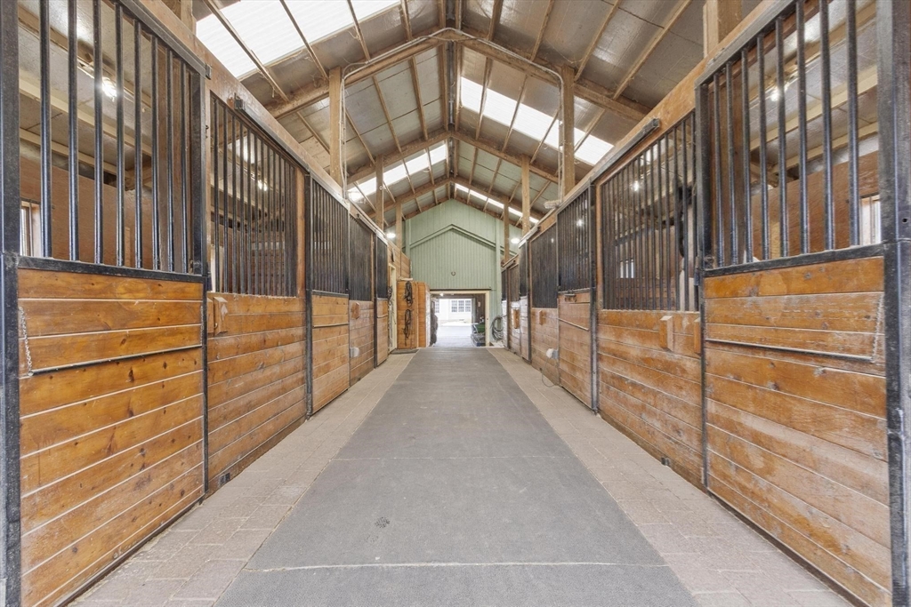 190 Hardwick Road Petersham, MA 01366 - Photo 16 of 42